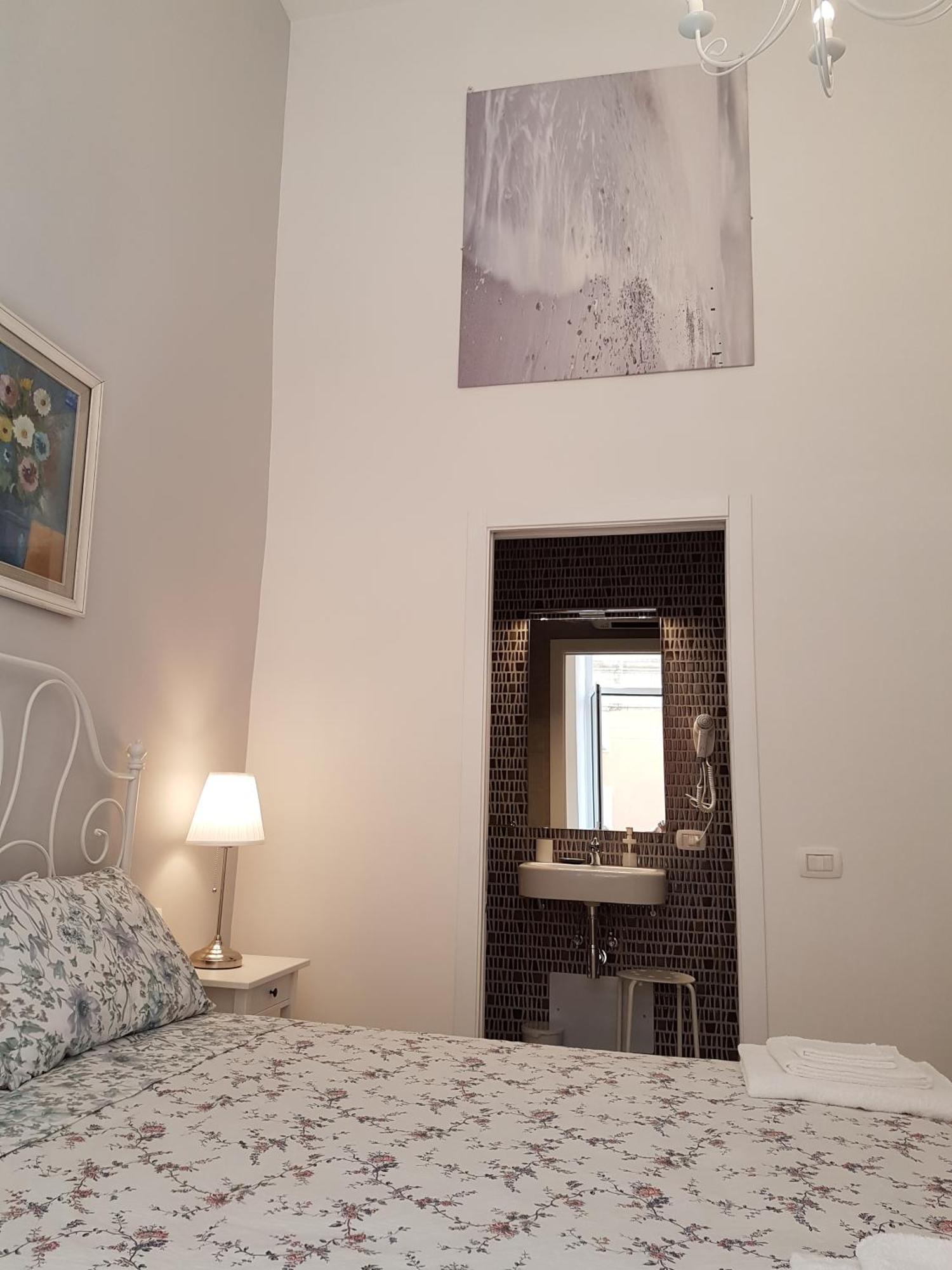 Sanbiagio, 25 Guesthouse Neapel Zimmer foto