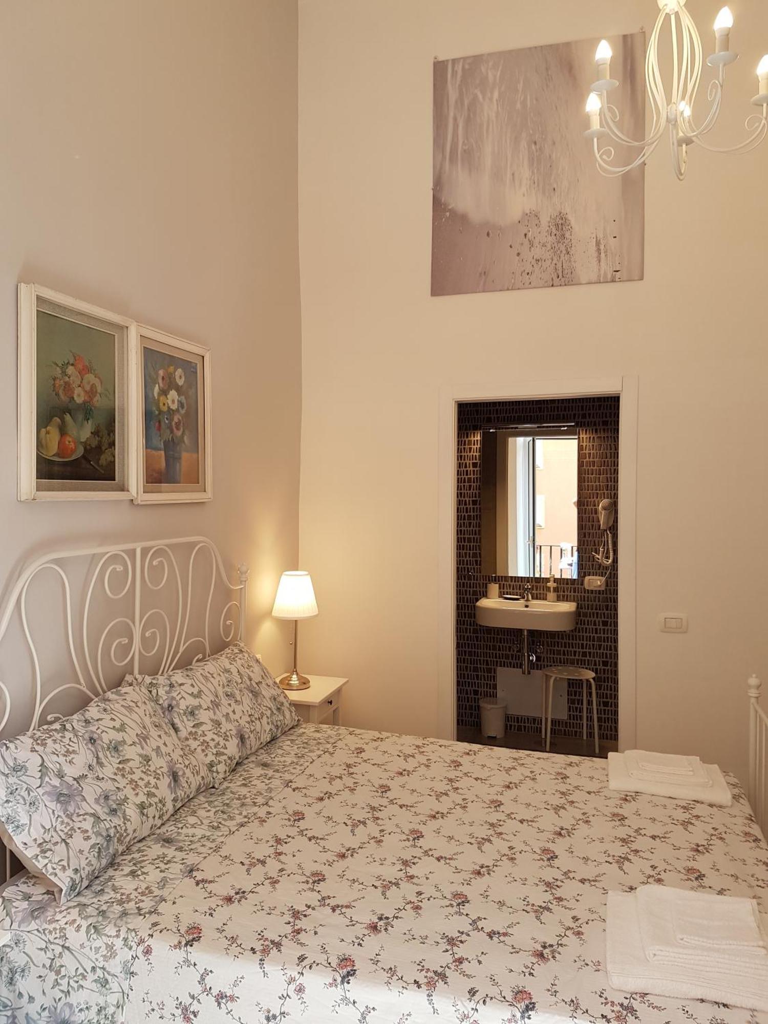 Sanbiagio, 25 Guesthouse Neapel Zimmer foto